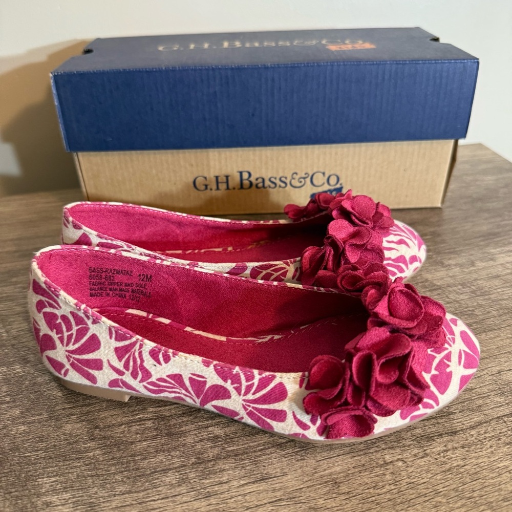 Bass Razmataz Fabric Dress Shoes Flats Kids Size 12 Raspberry Color